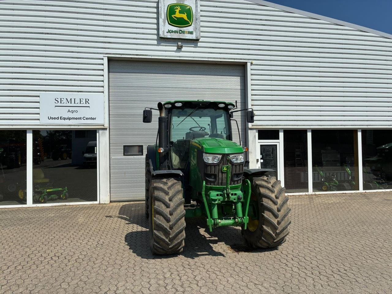 Traktor от тип John Deere 6140R, Gebrauchtmaschine в Trige (Снимка 3)