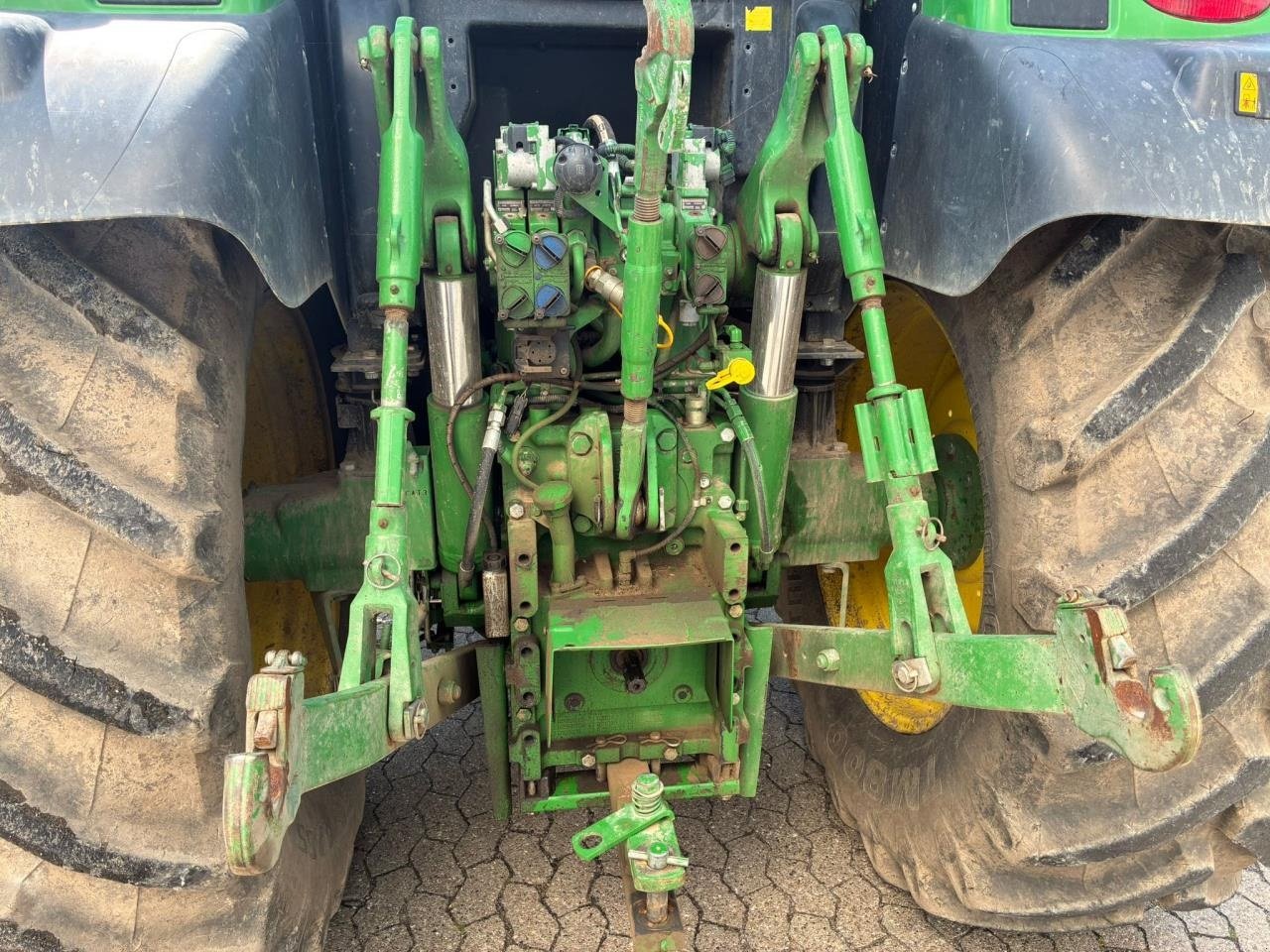 Traktor от тип John Deere 6140R, Gebrauchtmaschine в Trige (Снимка 14)
