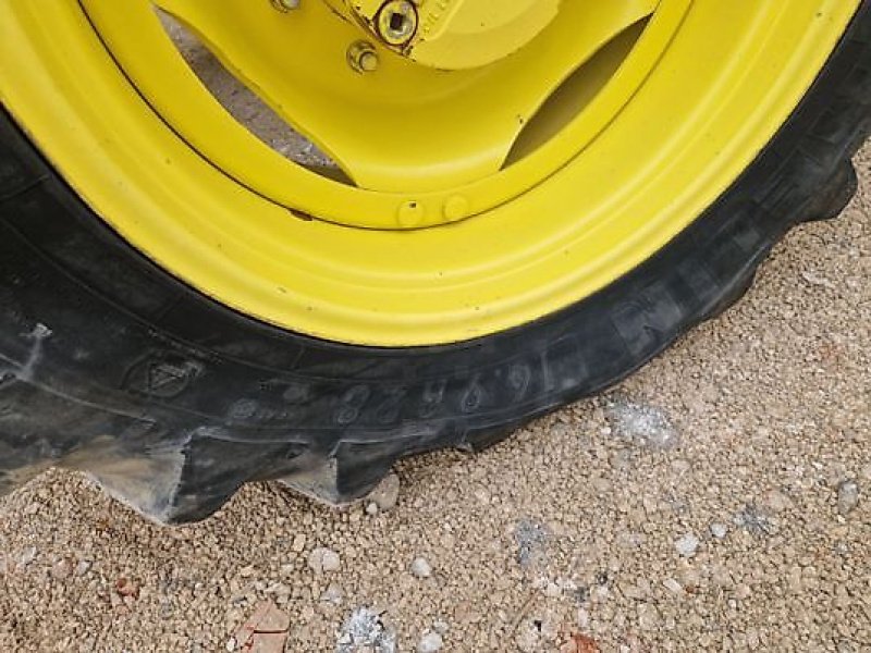 Traktor Türe ait John Deere 6140R, Gebrauchtmaschine içinde Monferran-Savès (resim 11)