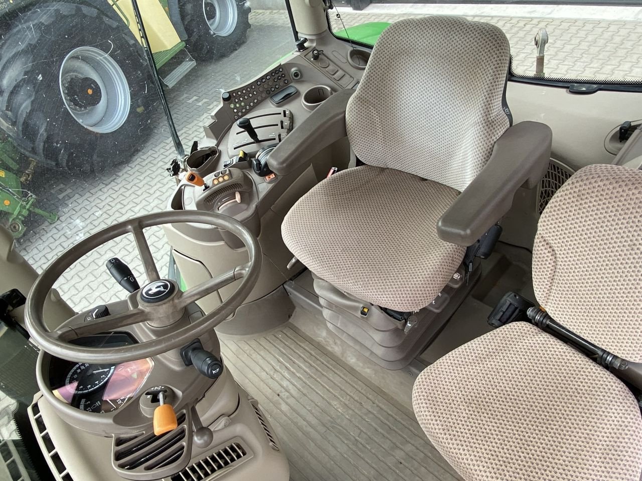 Traktor vrste John Deere 6140R, Gebrauchtmaschine v Beek en Donk (Slika 10)