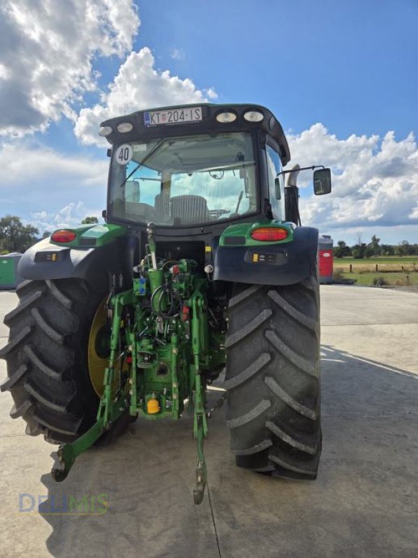 Traktor del tipo John Deere 6140R, Gebrauchtmaschine en Kutina (Imagen 11)