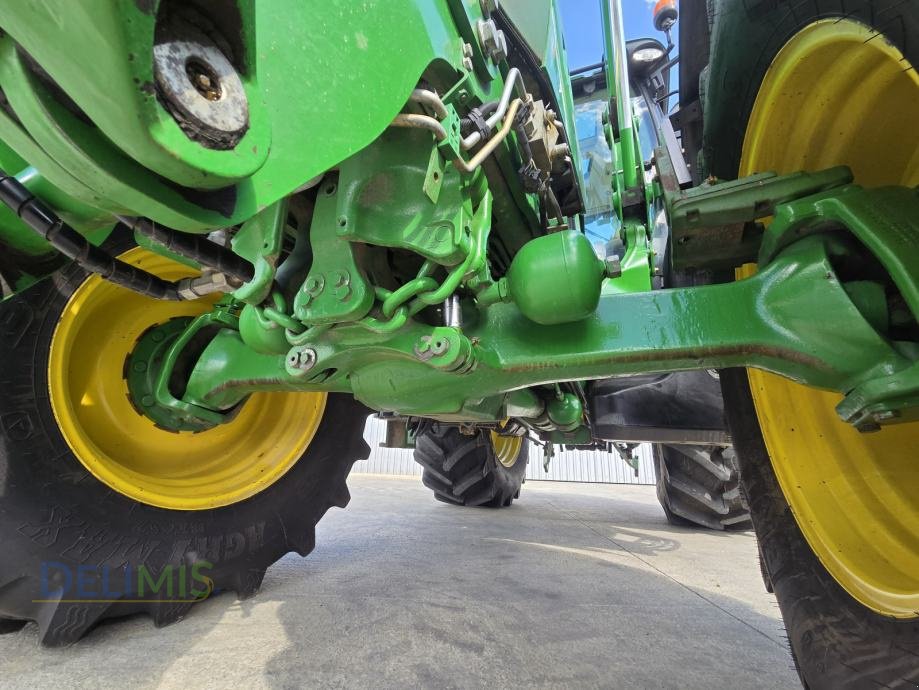 Traktor del tipo John Deere 6140R, Gebrauchtmaschine en Kutina (Imagen 13)