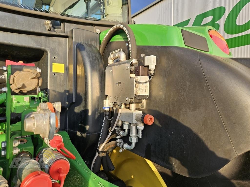 Traktor типа John Deere 6140R, Gebrauchtmaschine в Neuenkirchen-Vörden (Фотография 9)