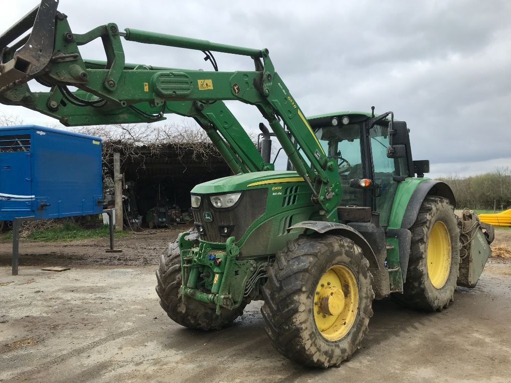 Traktor типа John Deere 6145 M COMMAND QUAD, Gebrauchtmaschine в UZERCHE (Фотография 1)