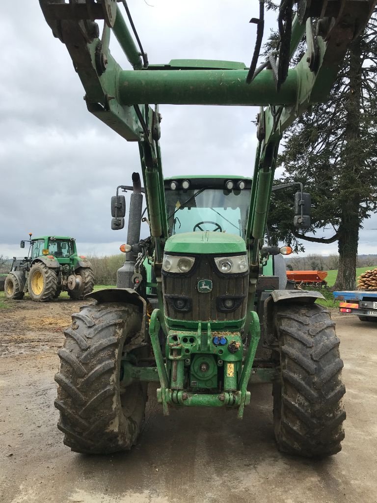 Traktor типа John Deere 6145 M COMMAND QUAD, Gebrauchtmaschine в UZERCHE (Фотография 5)