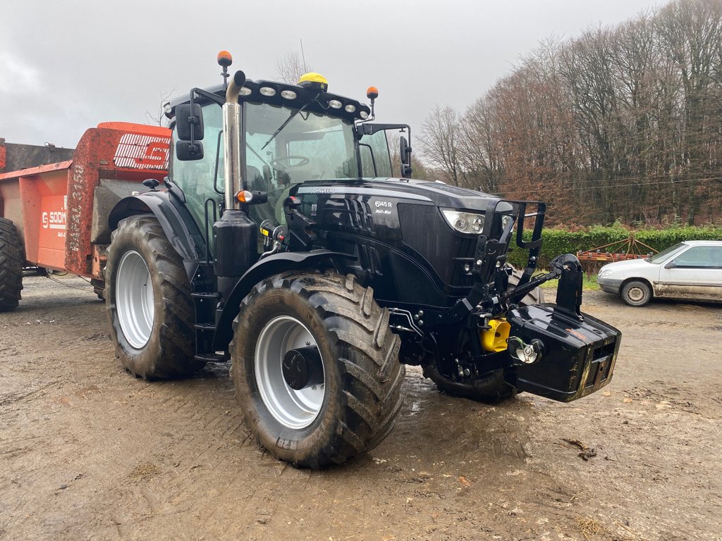 Traktor des Typs John Deere 6145 R BLACK EDITION AUTOTRAC COMPLET + CHARGEUR, Gebrauchtmaschine in MEYMAC (Bild 1)