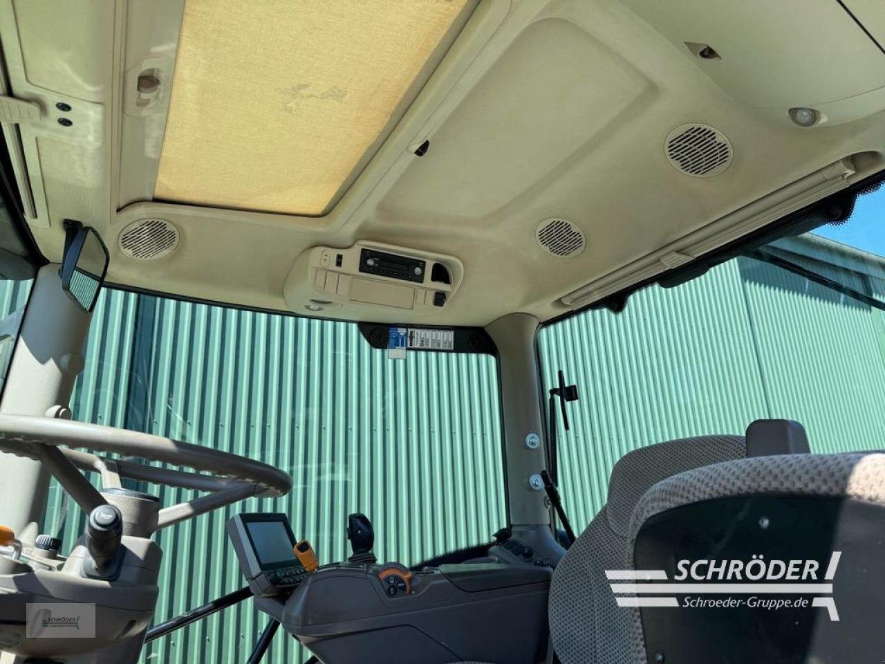 Traktor от тип John Deere 6145 R, Gebrauchtmaschine в Twistringen (Снимка 21)