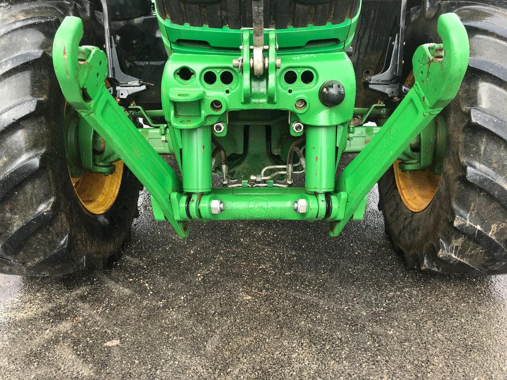 Traktor Türe ait John Deere 6145M, Gebrauchtmaschine içinde MORLHON LE HAUT (resim 9)