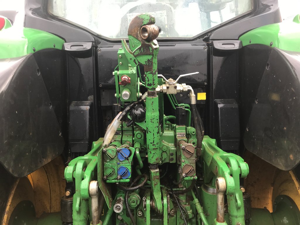 Traktor Türe ait John Deere 6145M, Gebrauchtmaschine içinde MORLHON LE HAUT (resim 7)