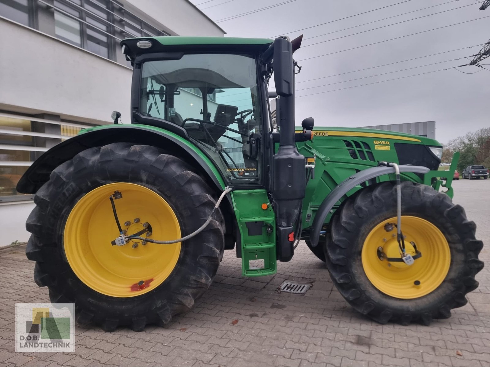Traktor typu John Deere 6145R 6145 R mit Konsolen, Gebrauchtmaschine v Regensburg (Obrázek 3)