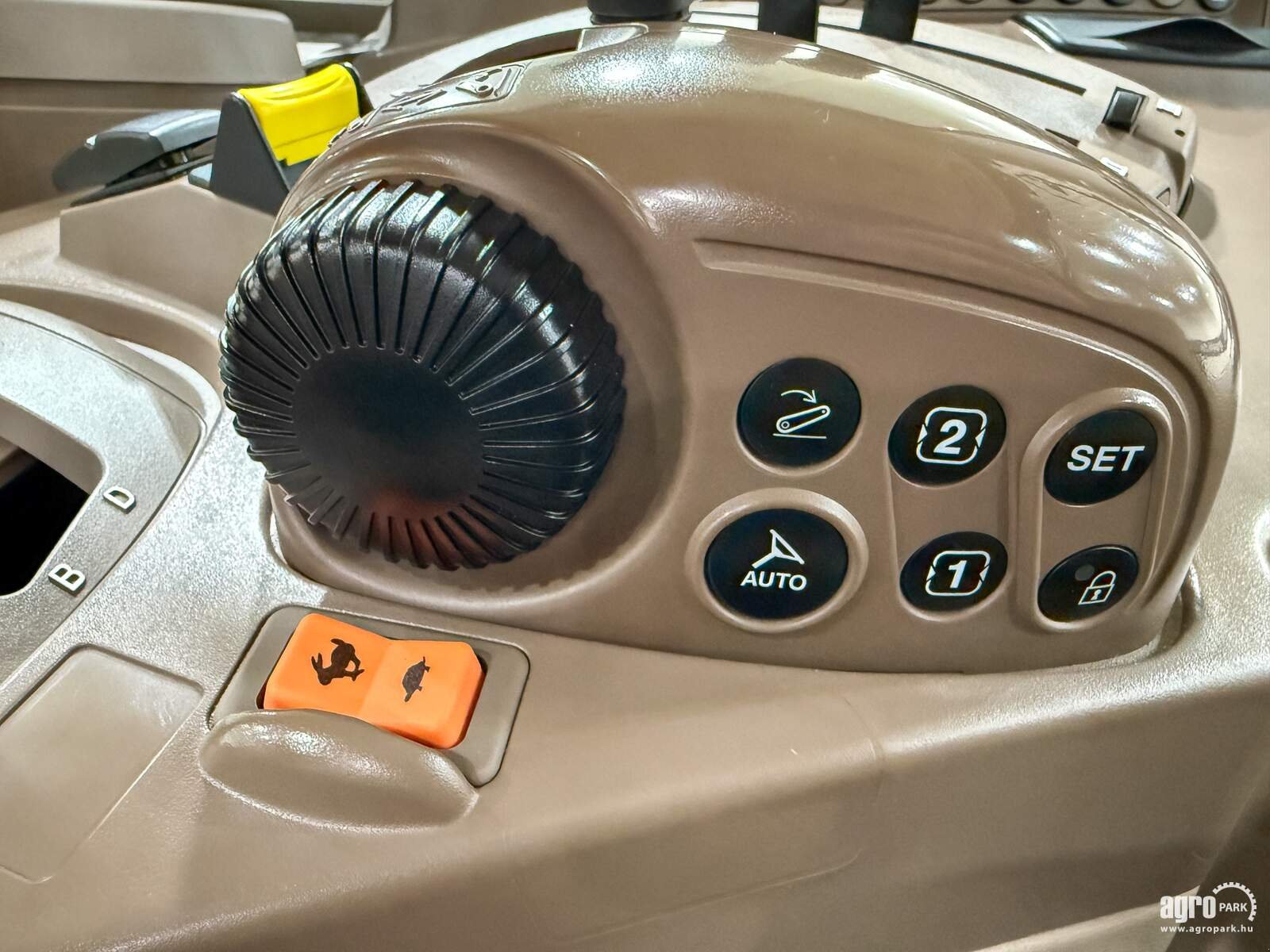 Traktor del tipo John Deere 6145R, Gebrauchtmaschine In Csengele (Immagine 20)