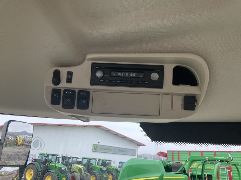 Traktor типа John Deere 6145R, Gebrauchtmaschine в Stockach (Фотография 10)