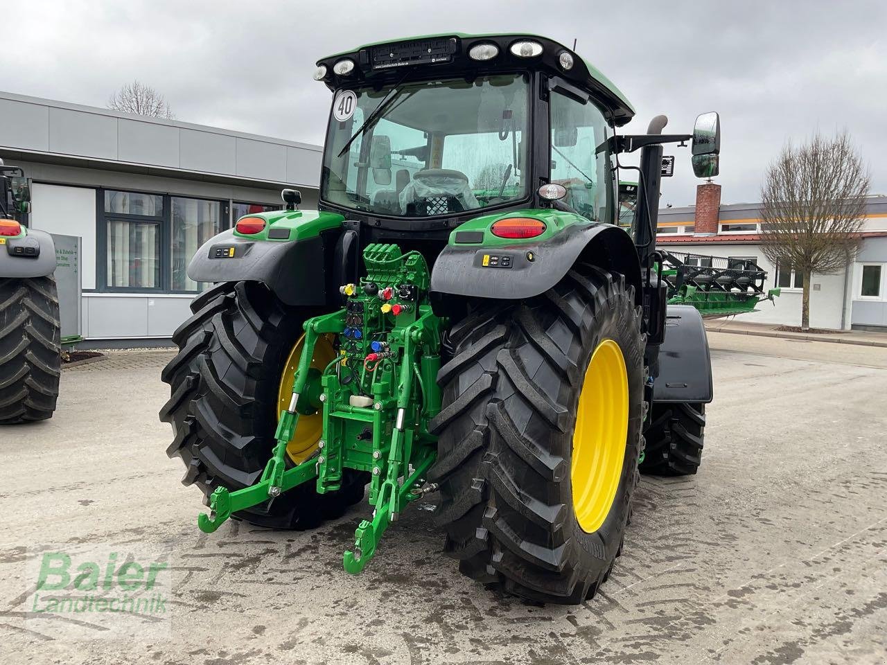 Traktor del tipo John Deere 6145R, Gebrauchtmaschine en OBERNDORF-HOCHMOESSINGEN (Imagen 3)