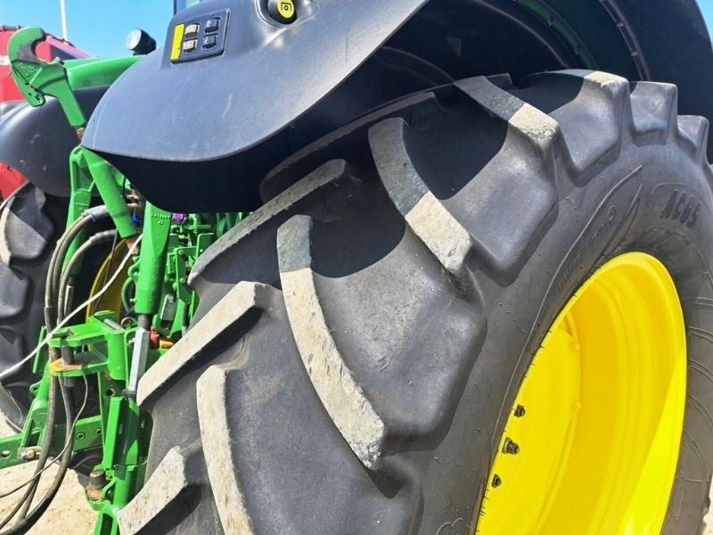 Traktor του τύπου John Deere 6145R, Gebrauchtmaschine σε SAINT-GERMAIN DU PUY (Φωτογραφία 7)