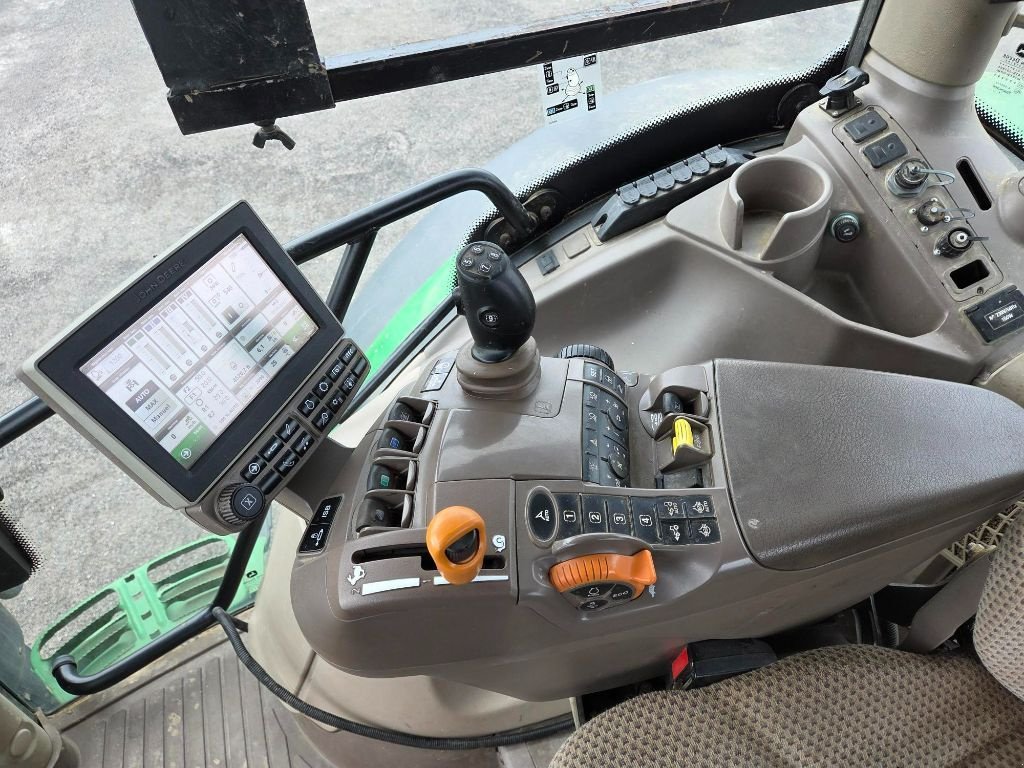 Traktor типа John Deere 6145R, Gebrauchtmaschine в ATHIS (Фотография 10)