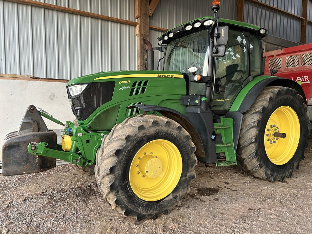 Traktor от тип John Deere 6145R, Gebrauchtmaschine в ATHIS (Снимка 1)