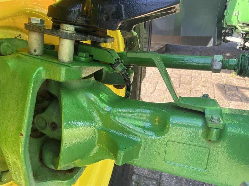 Traktor типа John Deere 6145R, Gebrauchtmaschine в Bant (Фотография 11)