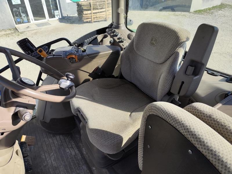 Traktor типа John Deere 6145R, Gebrauchtmaschine в CHAUMESNIL (Фотография 8)