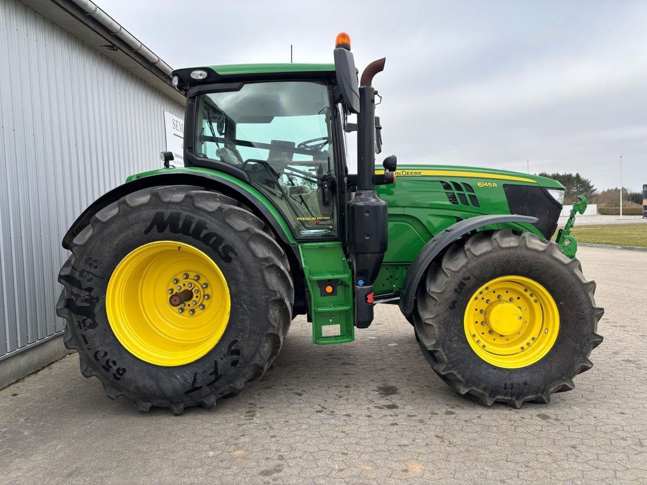 Traktor des Typs John Deere 6145R, Gebrauchtmaschine in Bramming (Bild 11)