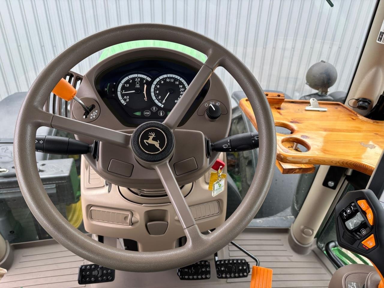 Traktor des Typs John Deere 6145R, Gebrauchtmaschine in Bramming (Bild 5)