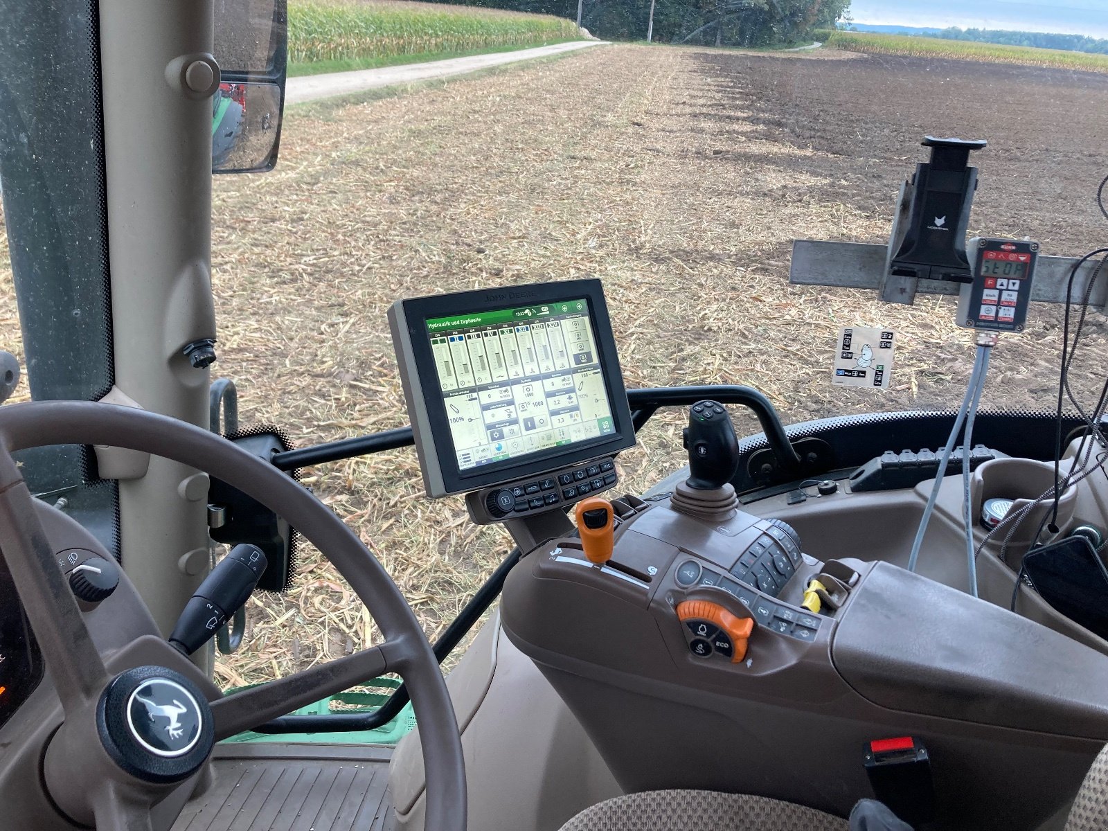 Traktor typu John Deere 6145R, Gebrauchtmaschine v Erding (Obrázek 6)