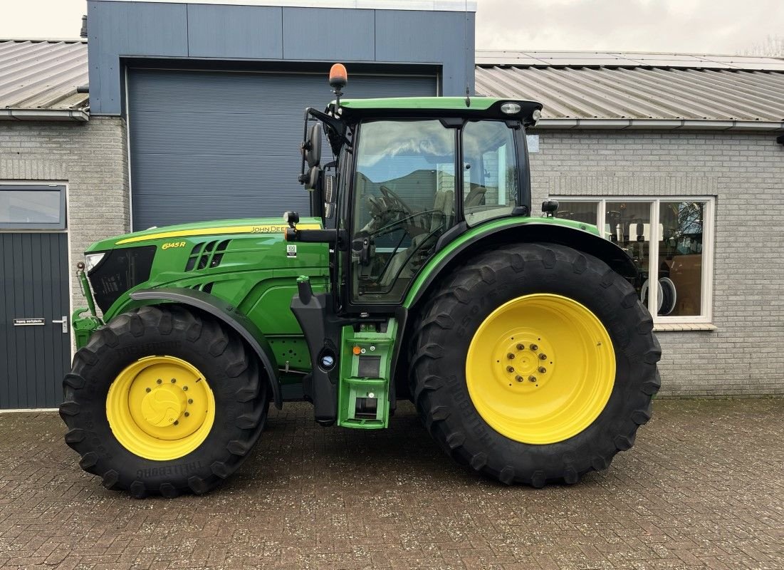 Traktor of the type John Deere 6145R, Gebrauchtmaschine in Staphorst (Picture 7)