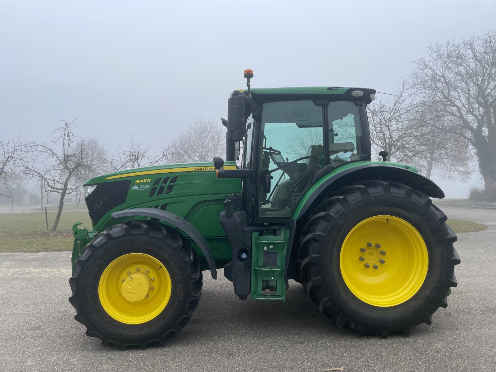 Traktor des Typs John Deere 6145R, Gebrauchtmaschine in Feldkirchen (Bild 2)
