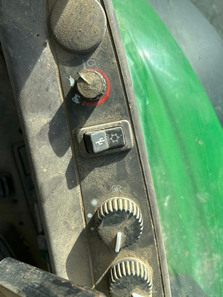 Traktor za tip John Deere 6150M, Gebrauchtmaschine u JOSSELIN (Slika 7)