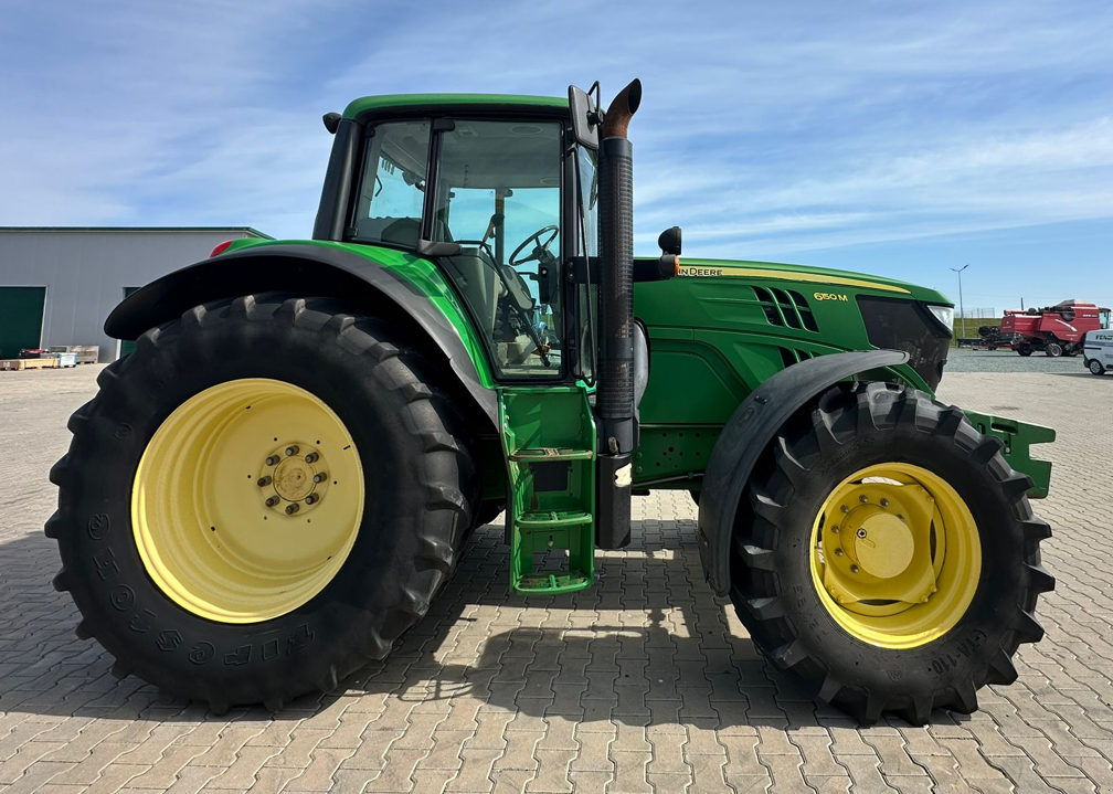Traktor типа John Deere 6150M, Gebrauchtmaschine в Orţişoara (Фотография 4)