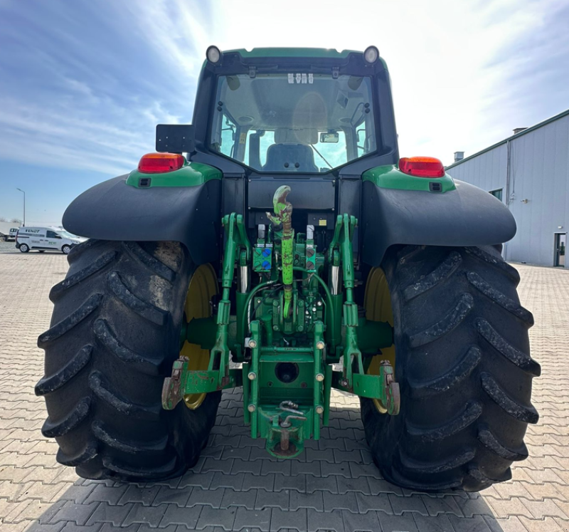 Traktor типа John Deere 6150M, Gebrauchtmaschine в Orţişoara (Фотография 6)