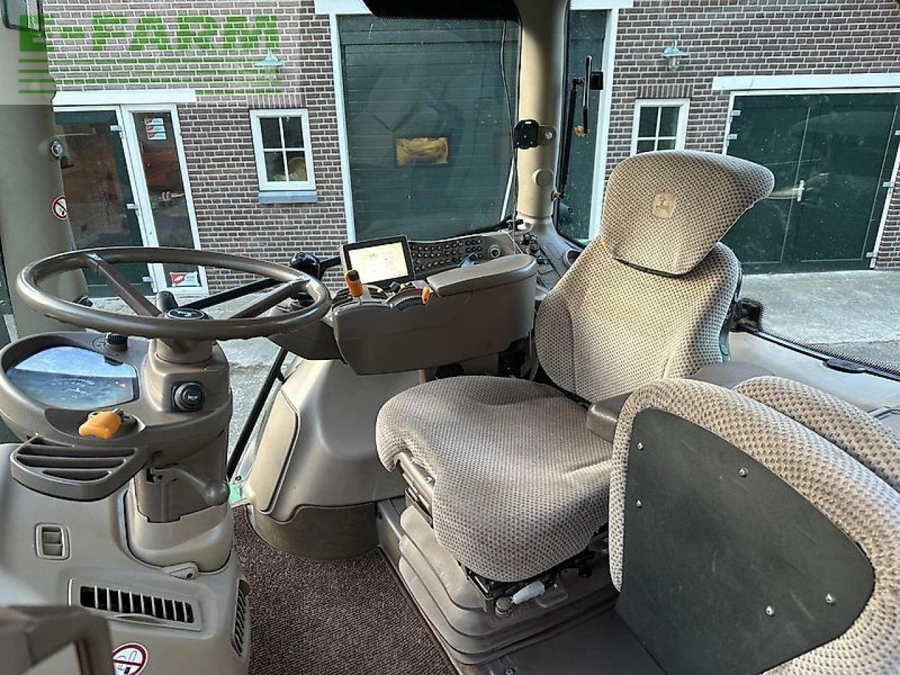 Traktor a típus John Deere 6150r autopower+at-ready+frontlader, Gebrauchtmaschine ekkor: PS LEMELE (Kép 19)