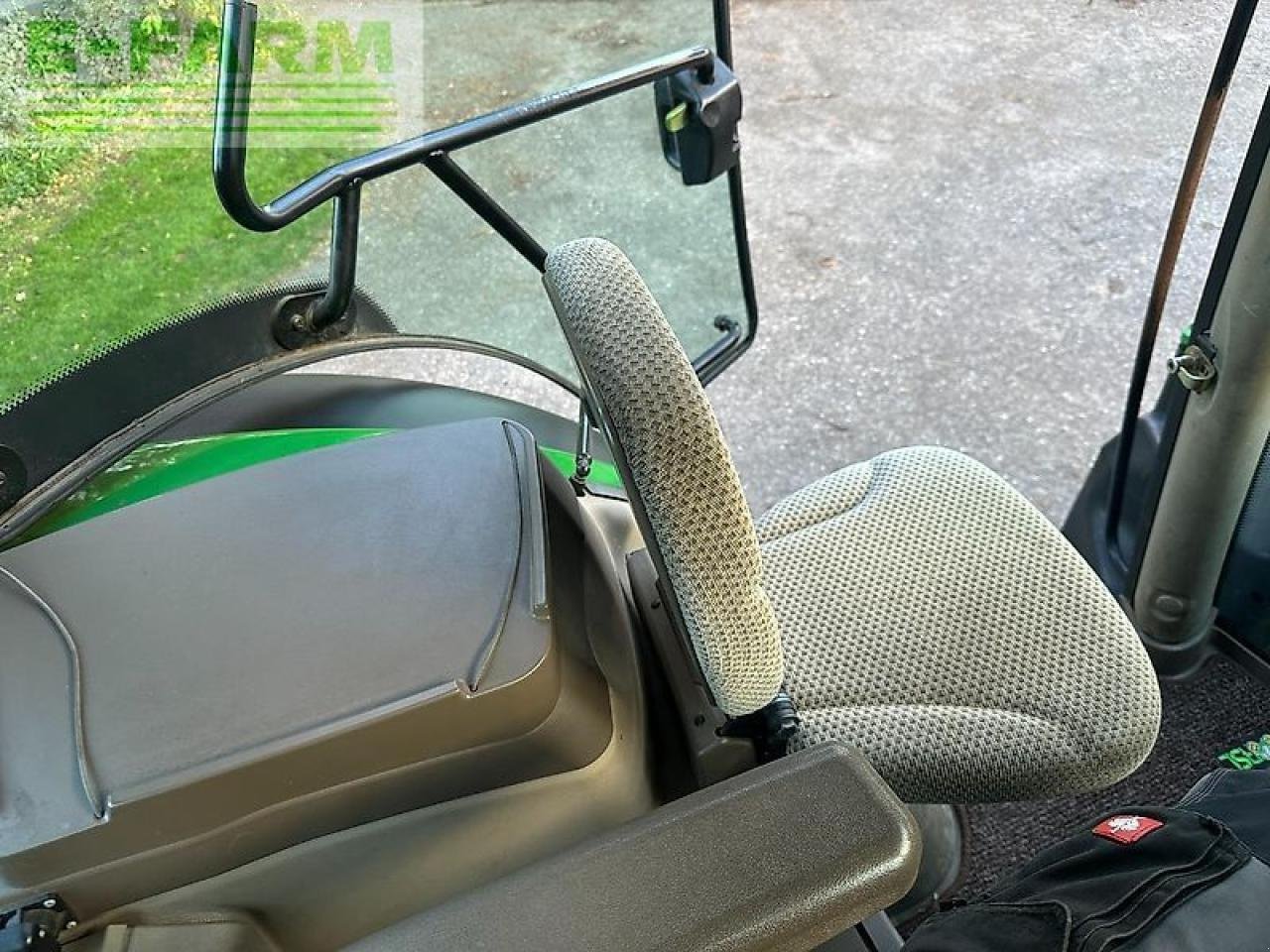 Traktor a típus John Deere 6150r autopower+at-ready+frontlader, Gebrauchtmaschine ekkor: PS LEMELE (Kép 26)