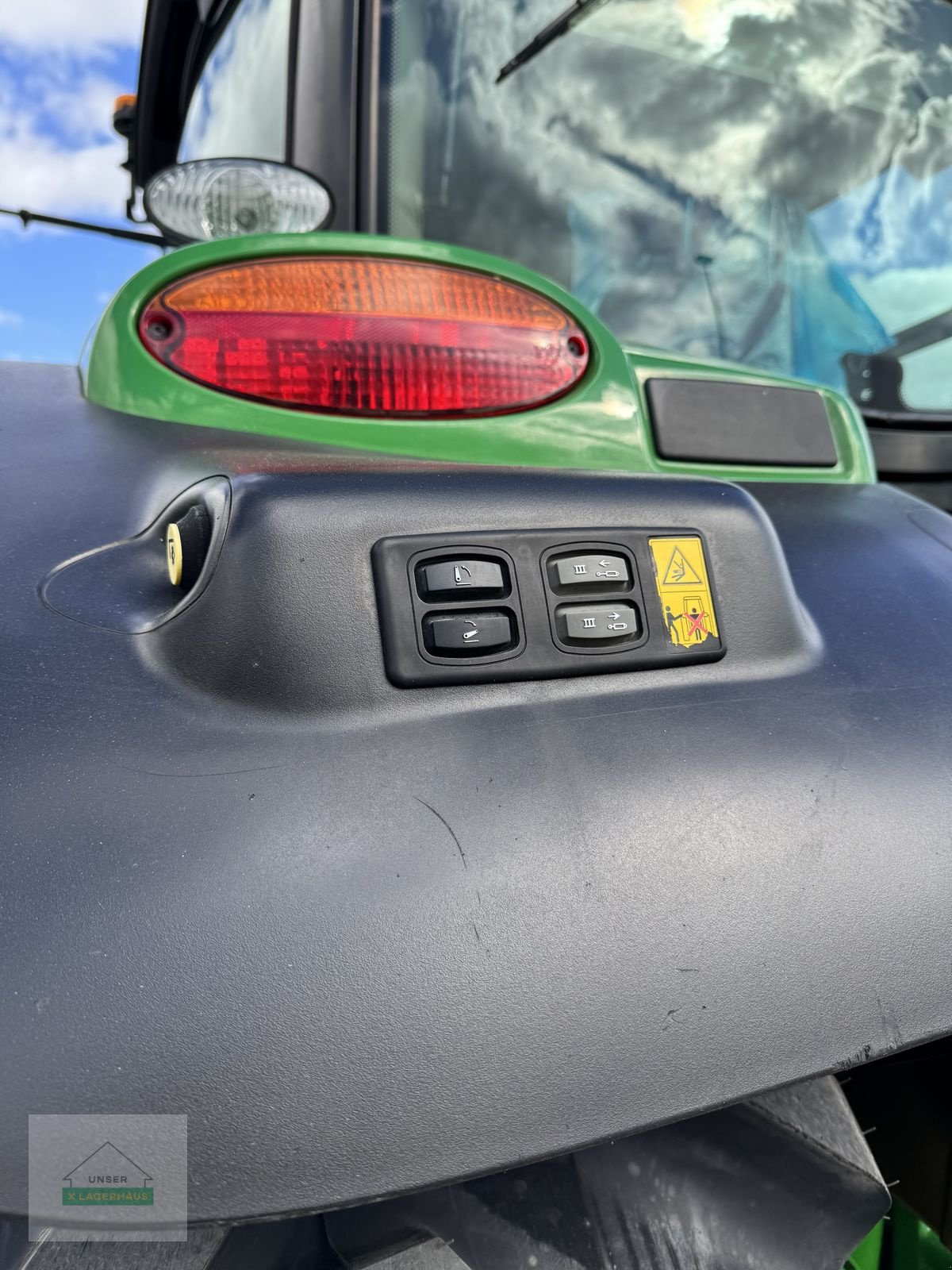 Traktor des Typs John Deere 6150R, Gebrauchtmaschine in Hartberg (Bild 8)