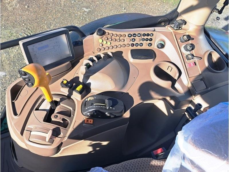 Traktor of the type John Deere 6150R, Gebrauchtmaschine in SAINT-GERMAIN DU PUY (Picture 11)