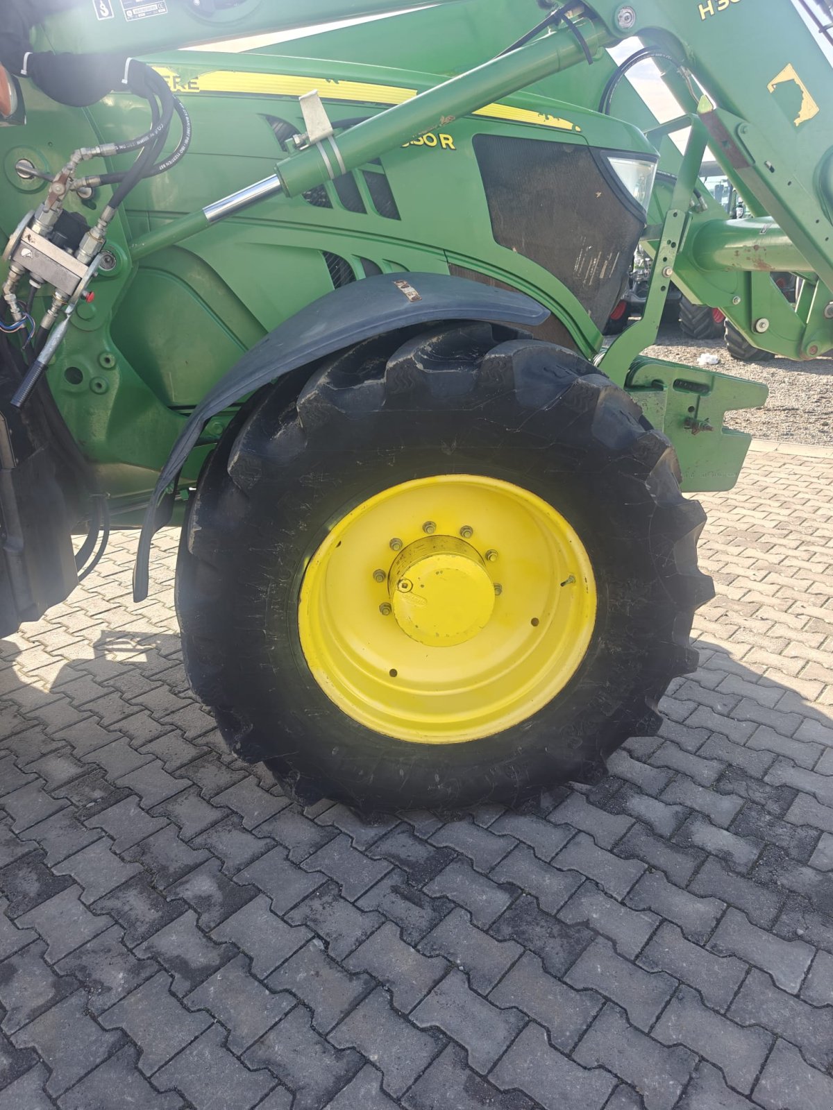 Traktor типа John Deere 6150R, Gebrauchtmaschine в Orţişoara (Фотография 6)