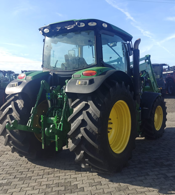 Traktor типа John Deere 6150R, Gebrauchtmaschine в Orţişoara (Фотография 4)