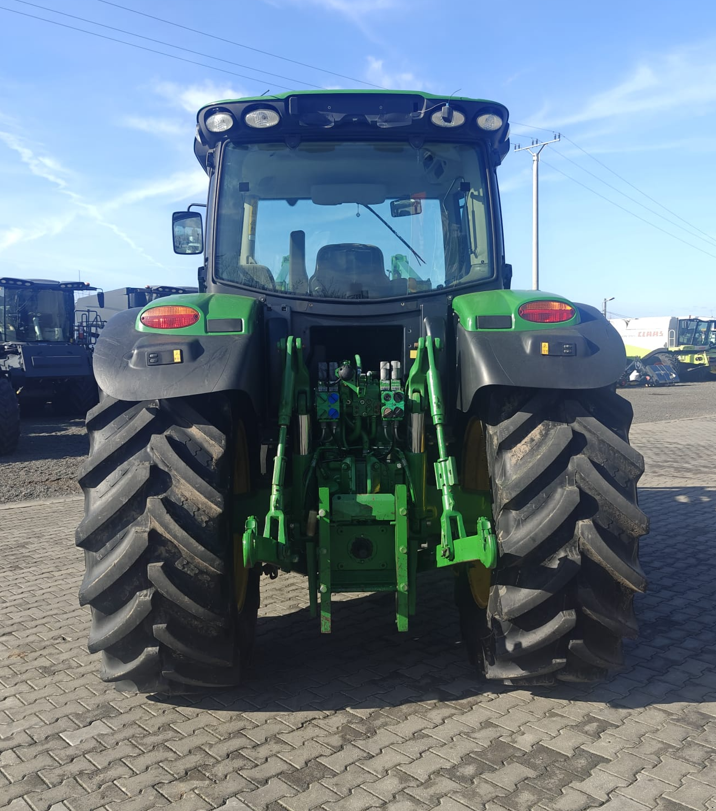 Traktor типа John Deere 6150R, Gebrauchtmaschine в Orţişoara (Фотография 5)