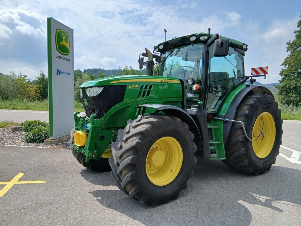 Traktor типа John Deere 6150R, Gebrauchtmaschine в Lengnau (Фотография 1)