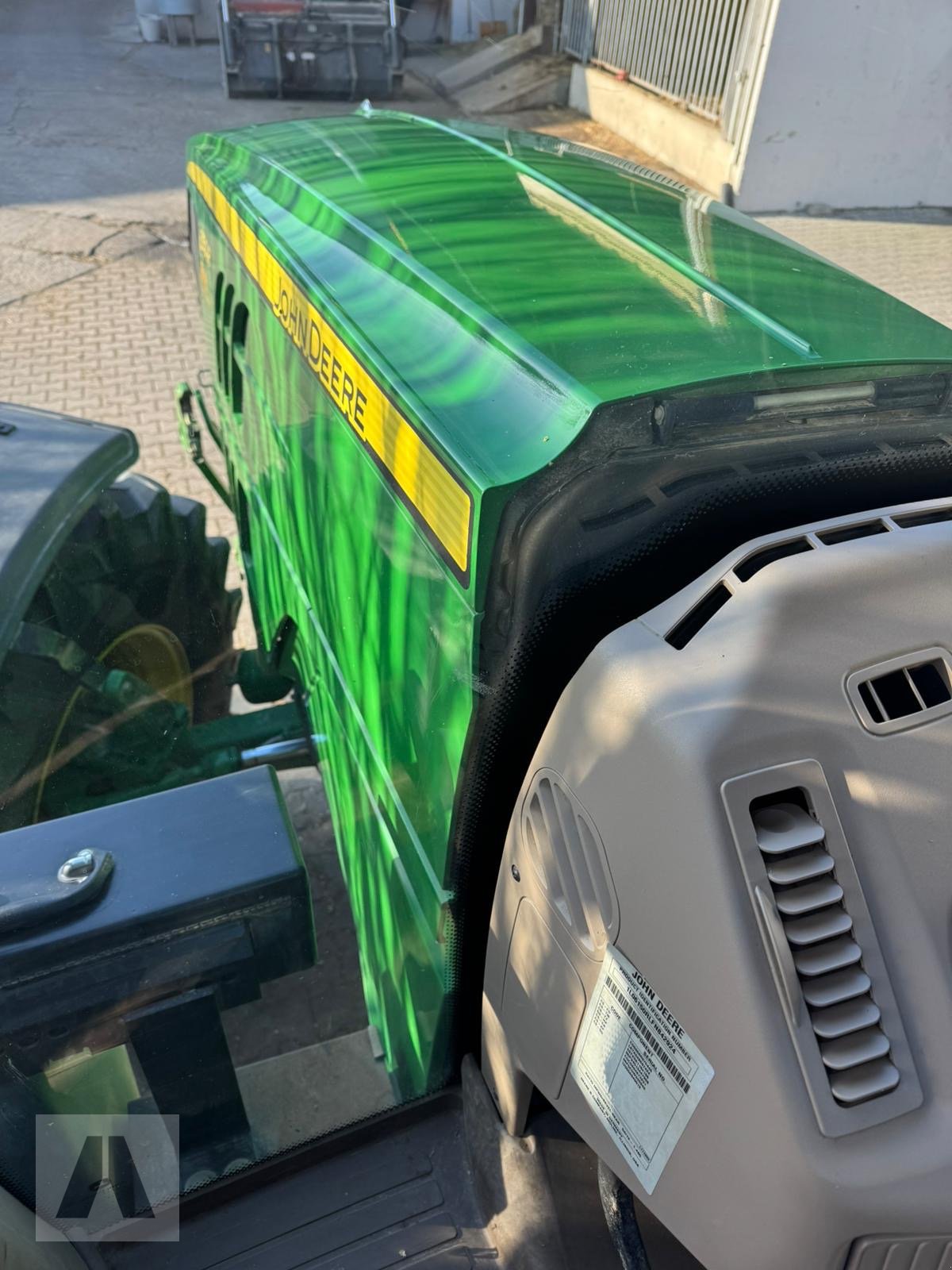 Traktor a típus John Deere 6150R, Gebrauchtmaschine ekkor: Langweid am Lech (Kép 5)