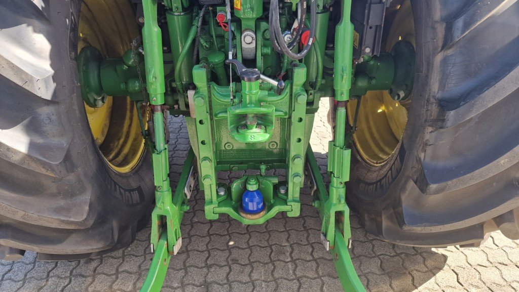 Traktor del tipo John Deere 6150R, Gebrauchtmaschine en Kleinandelfingen (Imagen 8)