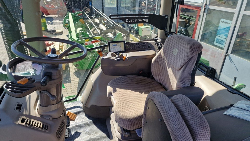 Traktor del tipo John Deere 6150R, Gebrauchtmaschine en Kleinandelfingen (Imagen 3)