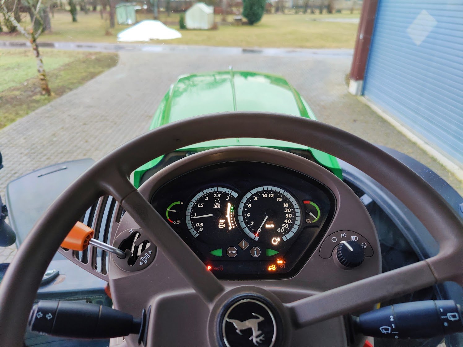 Traktor des Typs John Deere 6150R, Gebrauchtmaschine in Greding (Bild 12)