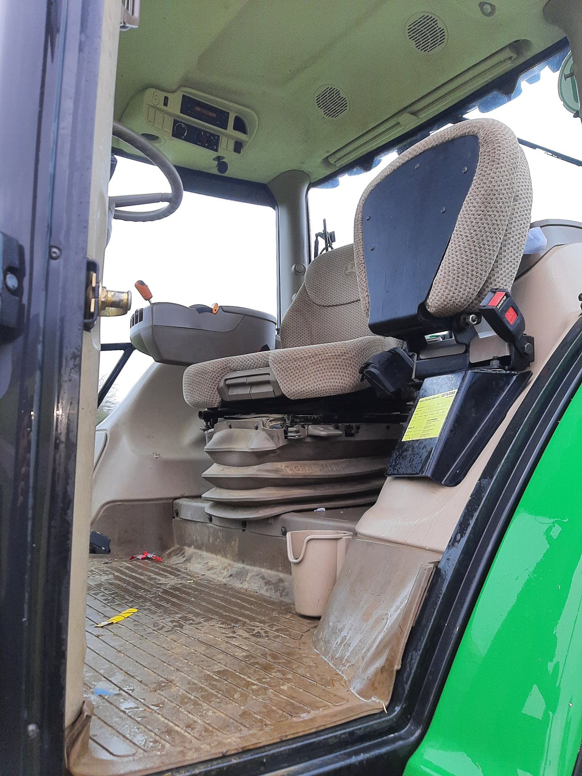 Traktor typu John Deere 6150r, Gebrauchtmaschine v Erbendorf (Obrázek 3)