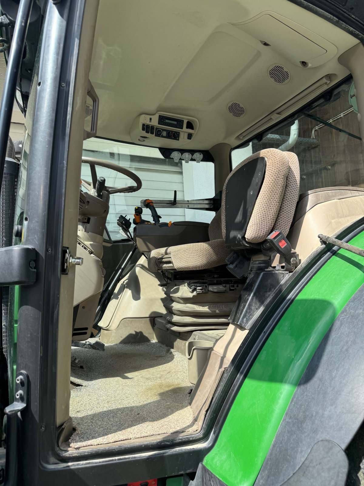 Traktor типа John Deere 6150R, Gebrauchtmaschine в Bayern - Tettenweis (Фотография 12)