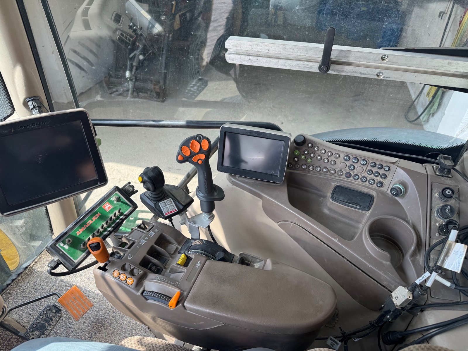 Traktor типа John Deere 6150R, Gebrauchtmaschine в Bayern - Tettenweis (Фотография 13)