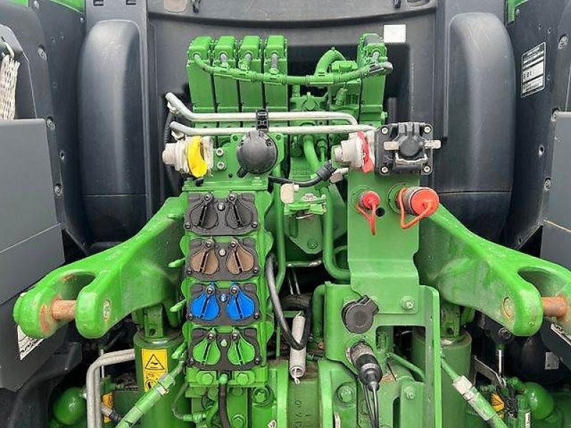 Traktor of the type John Deere 6155 R, Gebrauchtmaschine in Bellenberg (Picture 17)