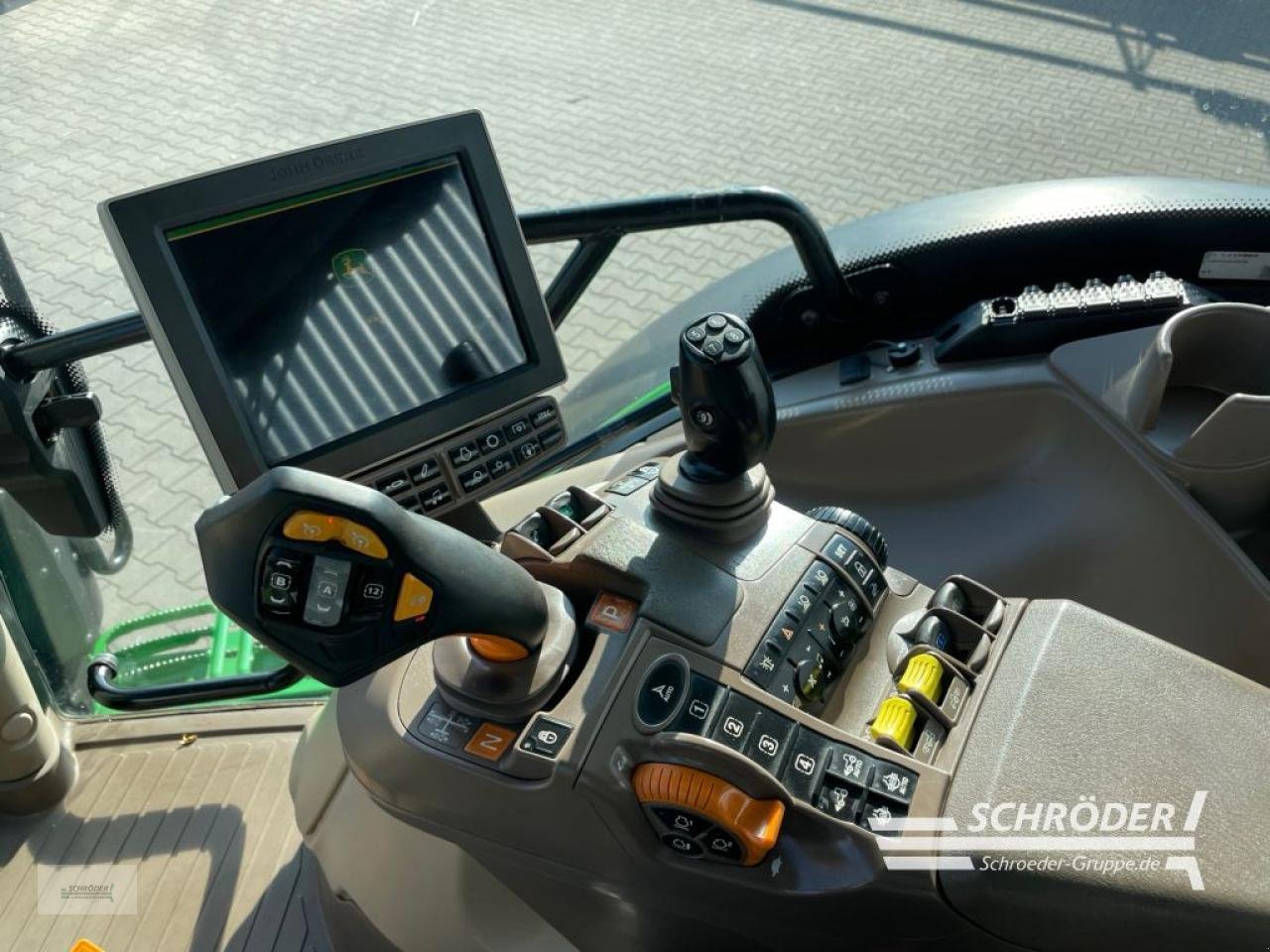 Traktor of the type John Deere 6155 R, Gebrauchtmaschine in Wildeshausen (Picture 13)