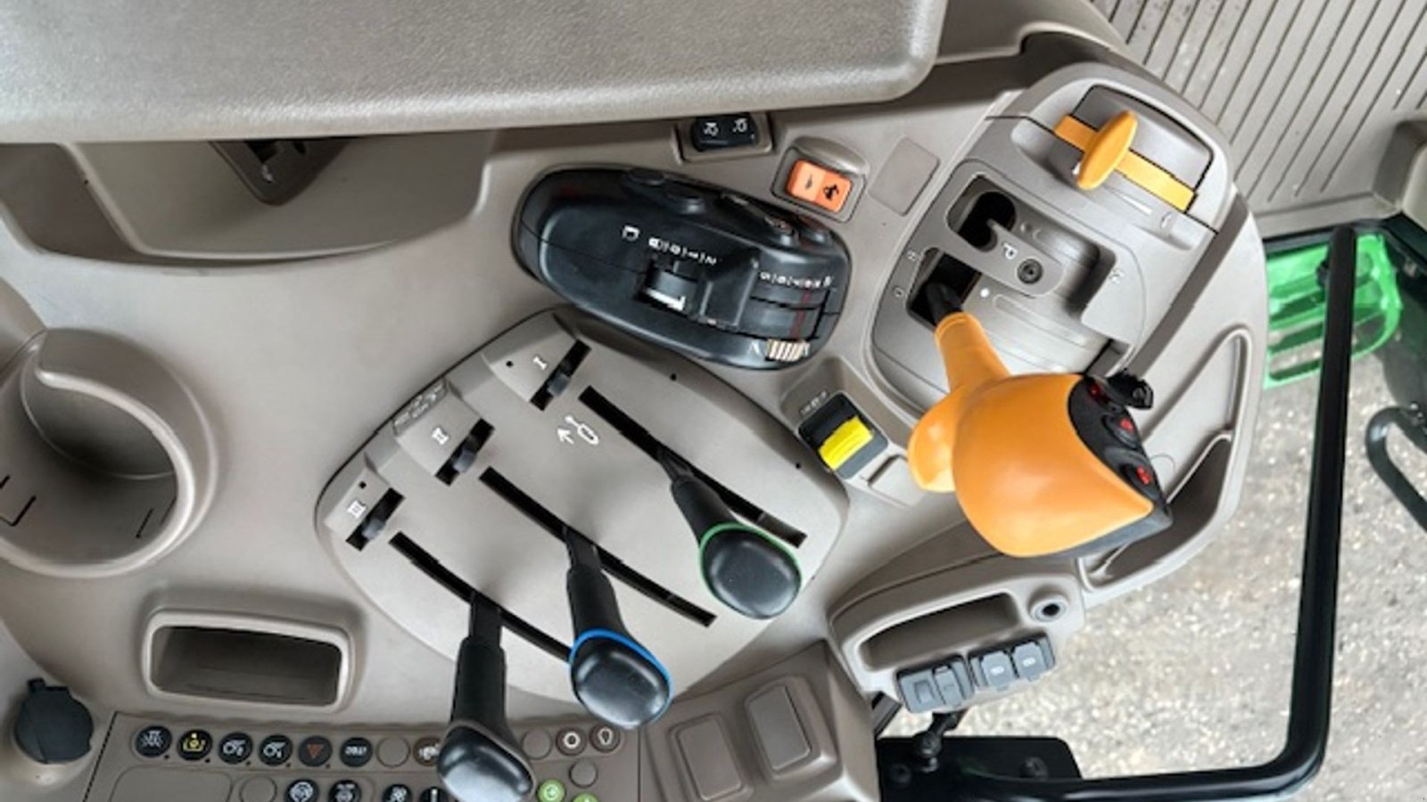 Traktor типа John Deere 6155M AUTOQUARD, FRONTLIFT, TLS, Gebrauchtmaschine в Dronninglund (Фотография 20)