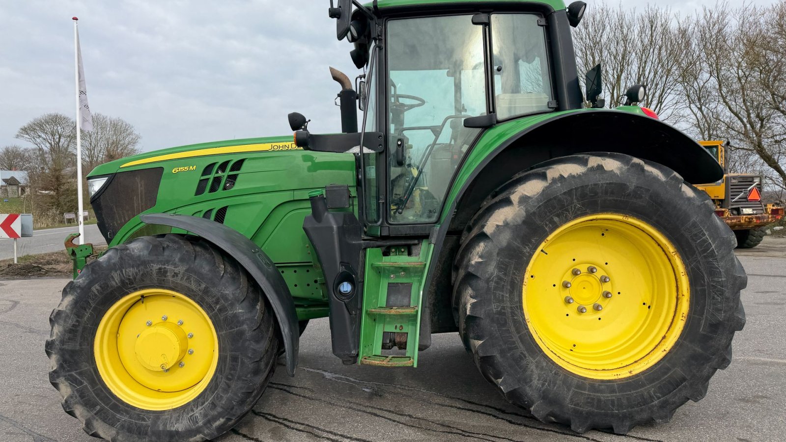 Traktor du type John Deere 6155M KUN 3600 TIMER OG FULD AFFJEDRING!, Gebrauchtmaschine en Nørager (Photo 3)