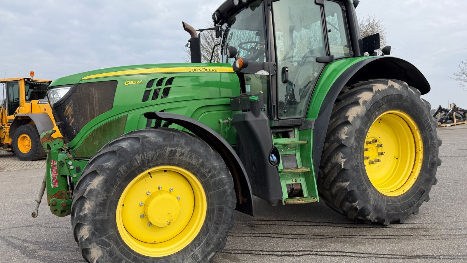 Traktor du type John Deere 6155M KUN 3600 TIMER OG FULD AFFJEDRING!, Gebrauchtmaschine en Nørager (Photo 2)
